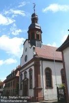 Oberrhein: Pfarrkirche von Mettenheim - Foto: Stefan Frerichs / RheinWanderer.de