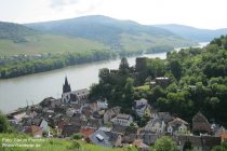 Mittelrhein: Blick auf Niederheimbach - Foto: Stefan Frerichs / RheinWanderer.de