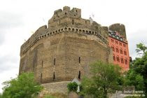 Mittelrhein: Schildmauer der Schönburg - Foto: Stefan Frerichs / RheinWanderer.de