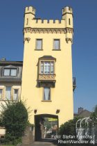 Mittelrhein: Villa-Nova-Turm in Oberwesel - Foto: Stefan Frerichs / RheinWanderer.de