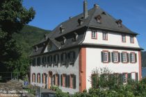 Mittelrhein: Pfarrhaus von Hirzenach - Foto: Stefan Frerichs / RheinWanderer.de