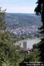 Mittelrhein: Blick auf Schloss Stolzenfels bei Koblenz - Foto: Stefan Frerichs / RheinWanderer.de