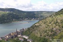 Mittelrhein: Blick auf Lorchhausen - Foto: Stefan Frerichs / RheinWanderer.de