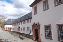 Inselrhein: Konversenbau von Kloster Eberbach - Foto: Stefan Frerichs / RheinWanderer.de