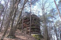 Pfälzerwald: Felsen der Isselmannsteine - Foto: Stefan Frerichs / RheinWanderer.de