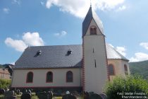 Mosel: Sankt-Stephanus-Kirche in Müden - Foto: Stefan Frerichs / RheinWanderer.de