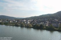 Mosel: Blick auf Löf - Foto: Stefan Frerichs / RheinWanderer.de