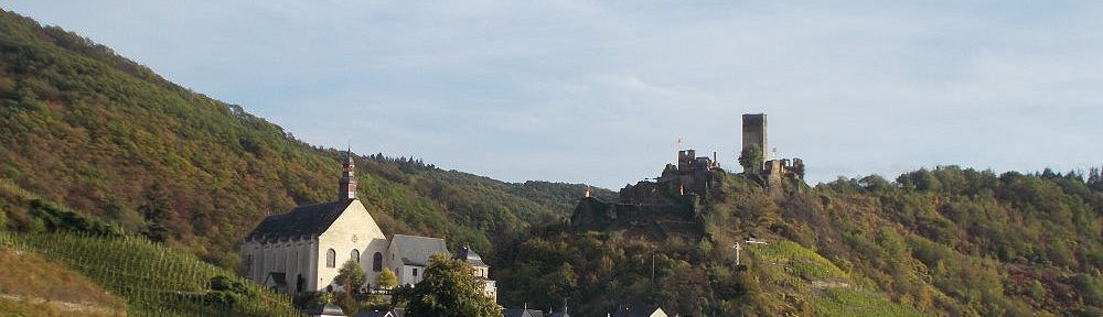 Mosel: Blick von der Mosel auf Beilstein - Foto: Stefan Frerichs / RheinWanderer.de