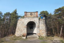 Pfälzerwald: Aussichtspunkt Kaiser-Wilhelm-Höhe - Foto: Stefan Frerichs / RheinWanderer.de