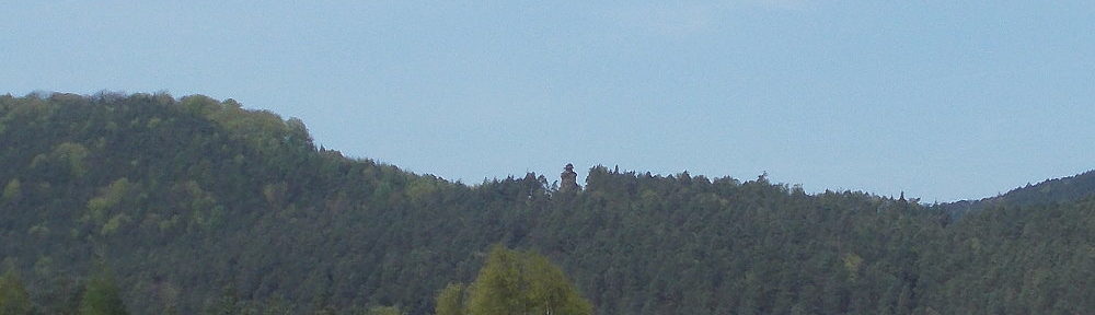 Pfälzerwald: Blick auf den Napoleonsfelsen bei Bruchweiler-Bärenbach - Foto: Stefan Frerichs / RheinWanderer.de