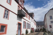 Mittelrhein: Innenhof von Schloss Philippsburg in Braubach - Foto: Stefan Frerichs / RheinWanderer.de