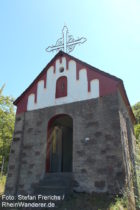 Mosel: Kapelle am Wahlberg bei Briedern - Foto: Stefan Frerichs / RheinWanderer.de