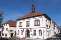 Odenwald: Altes Rathaus am Marktplatz von Zwingenberg - Foto: Stefan Frerichs / RheinWanderer.de