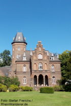 Niederrhein: Villa Marienburg in Monheim - Foto: Stefan Frerichs / RheinWanderer.de