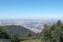 Neckar: Blick vom Königstuhl auf Heidelberg - Foto: Stefan Frerichs / RheinWanderer.de