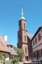 Neckar: Sankt-Bartholomäus-Kirche der Bergfeste Dilsberg - Foto: Stefan Frerichs / RheinWanderer.de