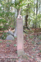 Odenwald: Bildstock mit Jahrestahl 1799 am Kreuzberg - Foto: Stefan Frerichs / RheinWanderer.de