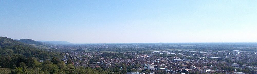 Odenwald: Blick auf Bensheim - Foto: Stefan Frerichs / RheinWanderer.de