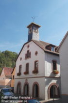 Odenwald: Altes Rathaus in Hemsbach - Foto: Stefan Frerichs / RheinWanderer.de