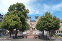 Odenwald: Brunnen am Marktplatz in Bensheim - Foto: Stefan Frerichs / RheinWanderer.de