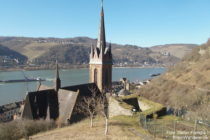 Mittelrhein: Sankt-Bonifatius-Kirche in Lorchhausen - Foto: Stefan Frerichs / RheinWanderer.de