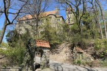 Odenwald: Zugang zur Wachenburg - Foto: Stefan Frerichs / RheinWanderer.de