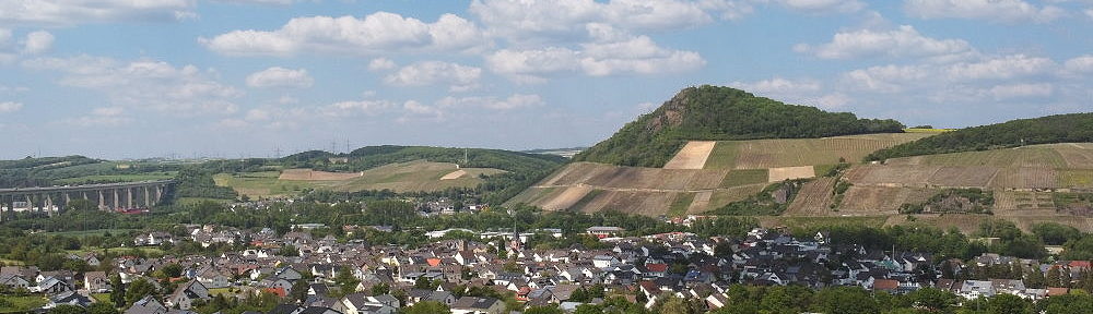 Ahr: Blick auf Heimersheim - Foto: Stefan Frerichs / RheinWanderer.de