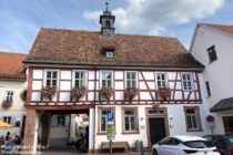 Odenwald: Altes Rathaus in Schriesheim - Foto: Stefan Frerichs / RheinWanderer.de