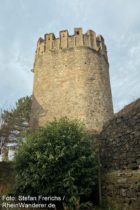 Mittelrhein: Wehrturm von Trechtingshausen - Foto: Stefan Frerichs / RheinWanderer.de