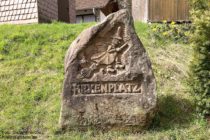Pfälzerwald: Inschrift am Hexenplätzel - Foto: Stefan Frerichs / RheinWanderer.de
