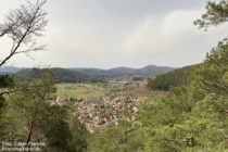 Pfälzerwald: Blick auf Schindhard vom Felslandblick - Foto: Stefan Frerichs / RheinWanderer.de