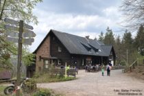 Pfälzerwald: PWV-Hütte Dicke Eiche bei Hauenstein - Foto: Stefan Frerichs / RheinWanderer.de