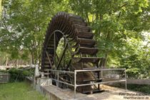 Nahe: Wasserrad einer Pumpe der Gradierwerke im Salinental von Bad Kreuznach - Foto: Stefan Frerichs / RheinWanderer.de