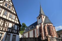 Neckar: Evangelische Kirche von Neckarsteinach - Foto: Stefan Frerichs / RheinWanderer.de