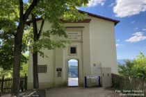 Taunus: Bergseite des Kaisertempels bei Eppstein - Foto: Stefan Frerichs / RheinWanderer.de