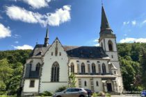Taunus: Sankt-Laurentius-Kirche in Eppstein - Foto: Stefan Frerichs / RheinWanderer.de