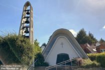 Taunus: Evangelische Kirche von Glashütten - Foto: Stefan Frerichs / RheinWanderer.de