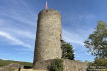 Taunus: Bergfried von Burg Altweilnau - Foto: Stefan Frerichs / RheinWanderer.de