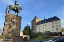 Niederrhein: Großer-Kurfürst-Denkmal bei Schwanenburg in Kleve - Foto: Stefan Frerichs / RheinWanderer.de