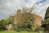 Niederrhein: Neue Sankt-Johannes-Baptist-Kirche in Wyler - Foto: Stefan Frerichs / RheinWanderer.de
