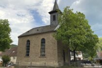 Nahe: Evangelische Kirche in Hochstetten-Dhaun - Foto: Stefan Frerichs / RheinWanderer.de