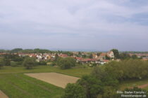 Oberrhein: Blick auf Hördt - Foto: Stefan Frerichs / RheinWanderer.de