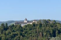 Mosel: Blick auf die Marienburg - Foto: Stefan Frerichs / RheinWanderer.de