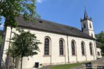 Mosel: Mariä-Heimsuchung-Kirche in Reil - Foto: Stefan Frerichs / RheinWanderer.de