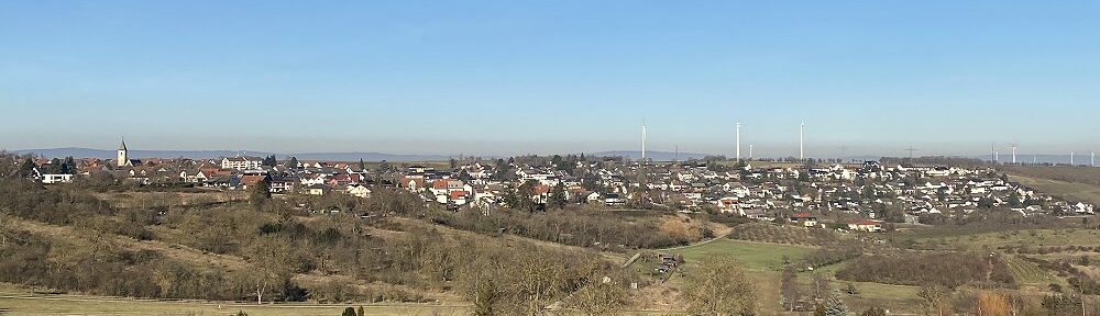 Oberrhein: Blick auf Zornheim in Rheinhessen - Foto: Stefan Frerichs / RheinWanderer.de