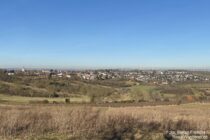 Oberrhein: Blick auf Zornheim in Rheinhessen - Foto: Stefan Frerichs / RheinWanderer.de