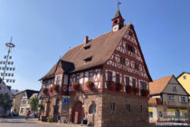 Main: Altes Rathaus von Großheubach - Foto: Stefan Frerichs / RheinWanderer.de