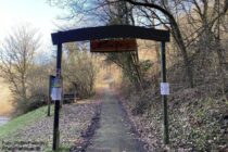 Nahe: Eingang zur Traumschleife "Rund um die Kama" und zum Nahesteig Foto: Stefan Frerichs / RheinWanderer.de