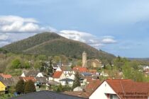 Pfälzerwald: Blick auf Merzaben - Foto: Stefan Frerichs / RheinWanderer.de