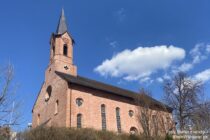Spessart: Sankt-Nikolaus-Kirche in Rothenbuch - Foto: Stefan Frerichs / RheinWanderer.de